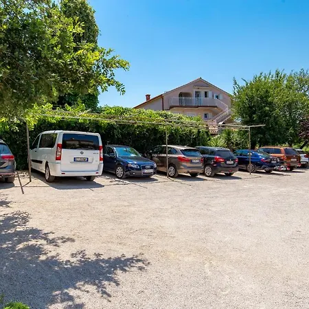 Skaline Apartamento