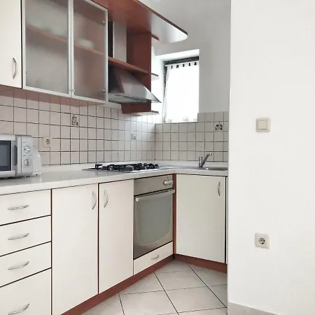 Skaline Малинска