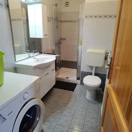 Apartment Skaline *