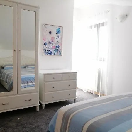 Skaline Apartment *
